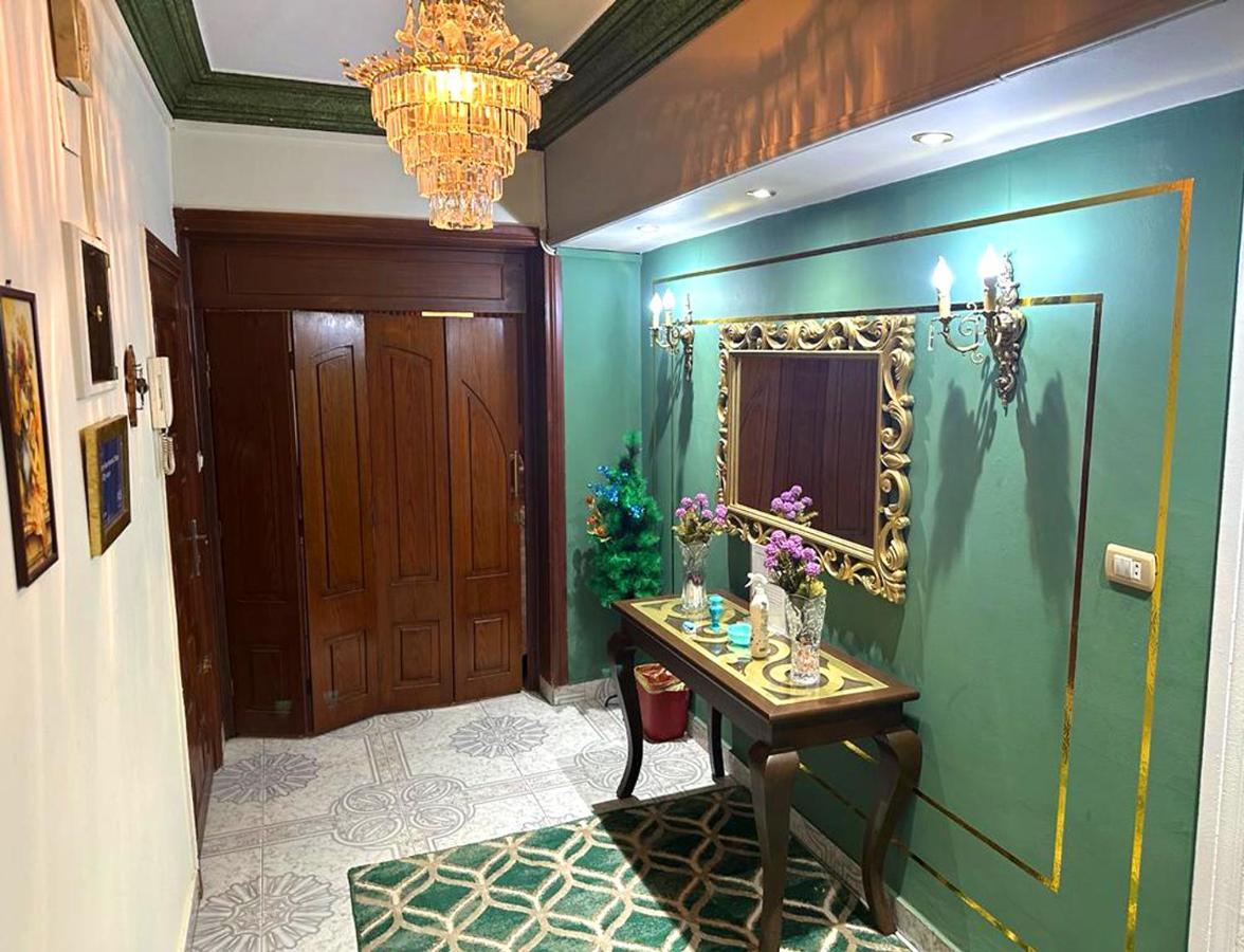 Luxury 2 Nasr City- Stars
