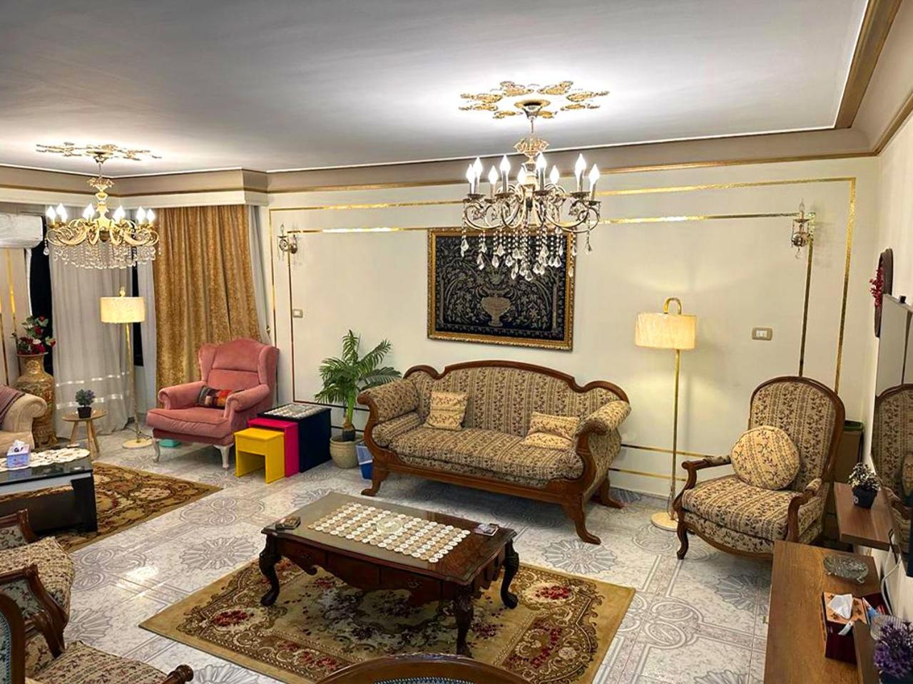 Luxury 2 Nasr City- Stars *