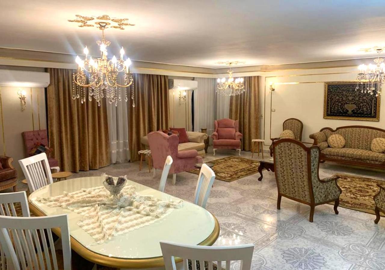 Luxury 2 Nasr City- Stars Caïro